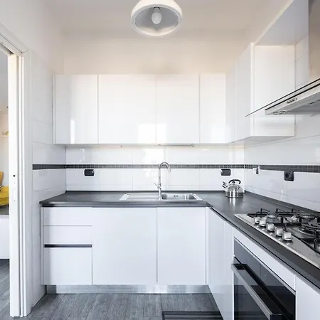 Suite-aeroporto-fiera Di Roma Apartamento